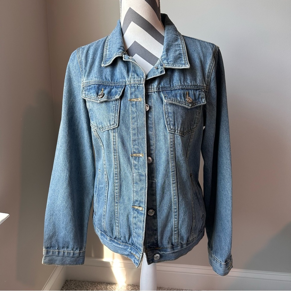 David’s Bridal Embroidered Floral Denim Jacket Medium Bride Bachelorette NWOT - Picture 3 of 5